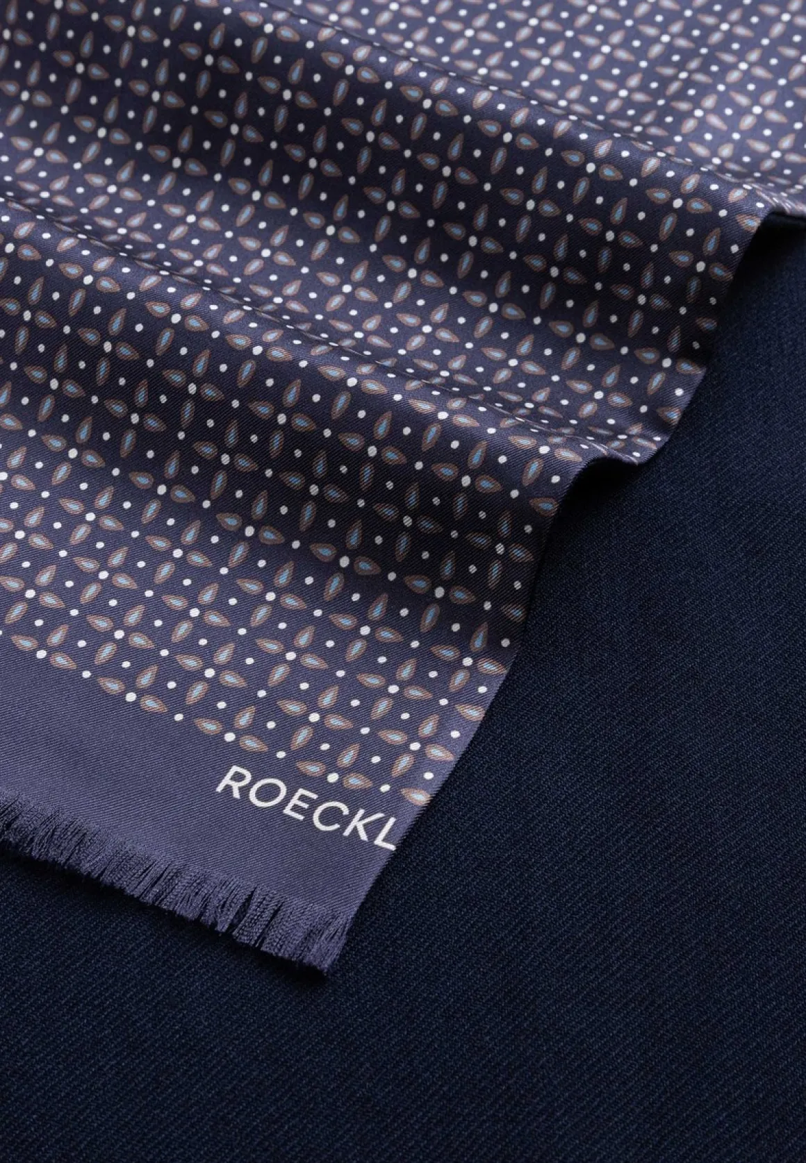 Gentleman´s Pattern 27x184 - multi navy (blau)